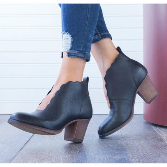 LAST RESTOCK Black V-Ankle Bootie - Picture 2 of 7